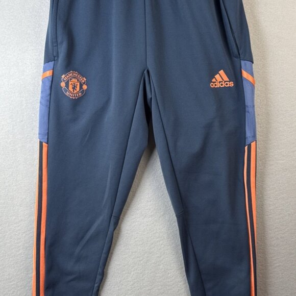 Manchester United Training Pants Boys Size M Soccer Football HG3987 Adidas 28x27 - Picture 1 of 11